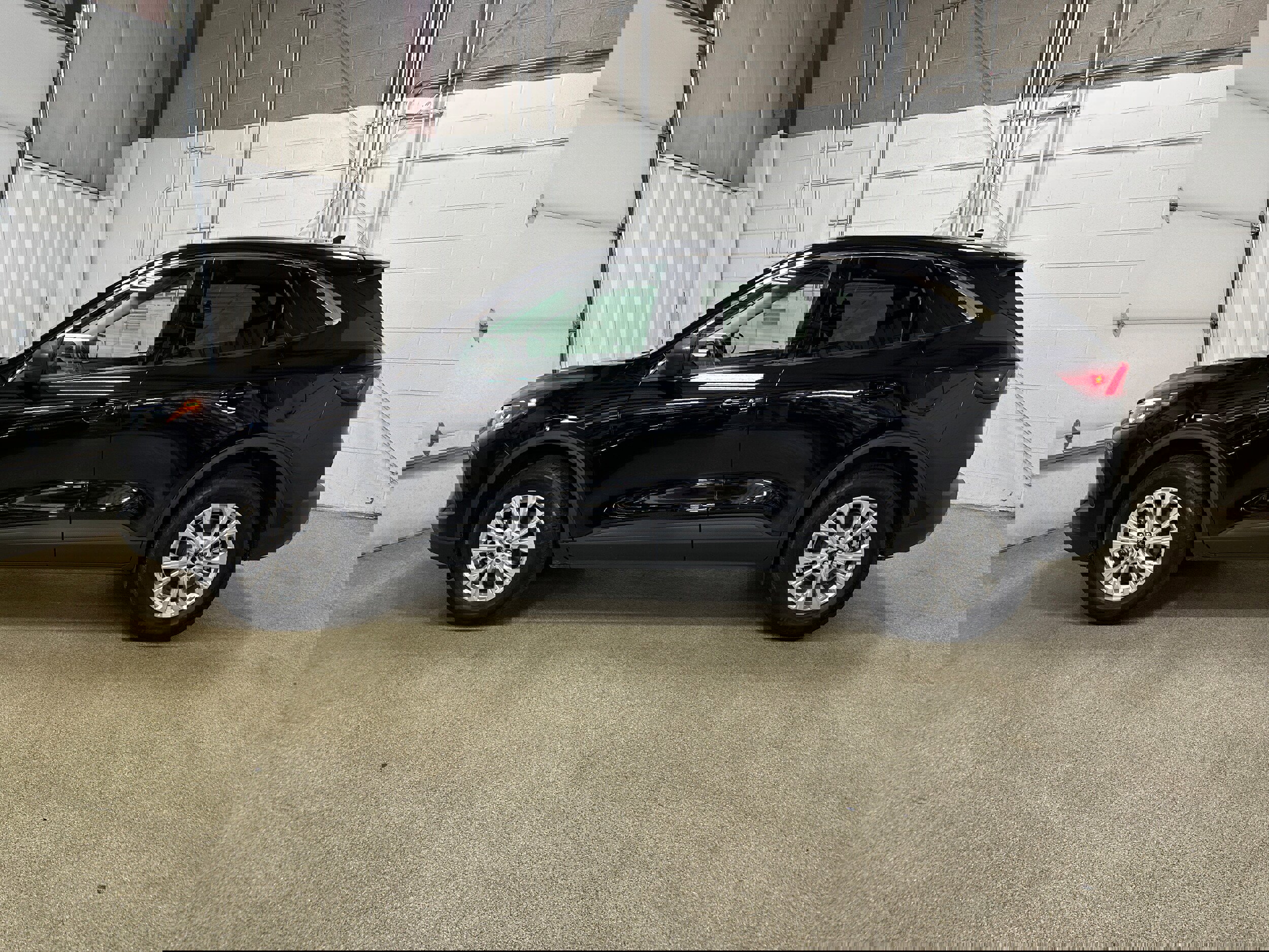 Certified 2024 Ford Escape Active image 6