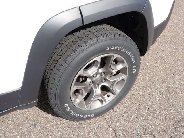 Used 2021 Jeep Cherokee Trailhawk w/ Trailer Tow Group AWD/4WD image 8