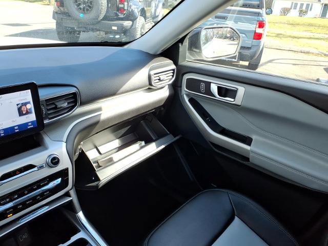 Certified 2022 Ford Explorer XLT w/ Equipment Group 202A image 25