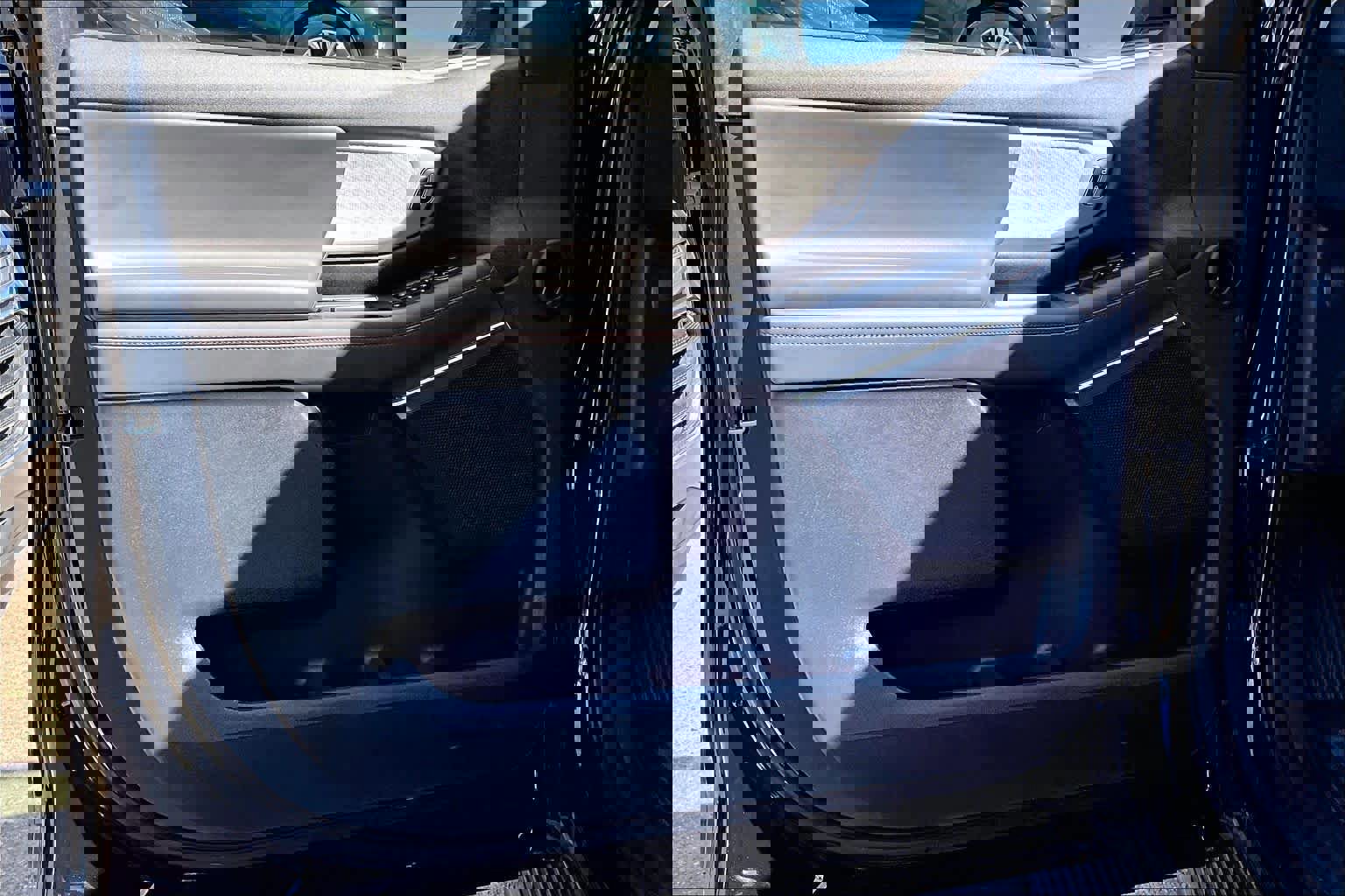 Certified 2025 Ford Expedition Max Active image 27