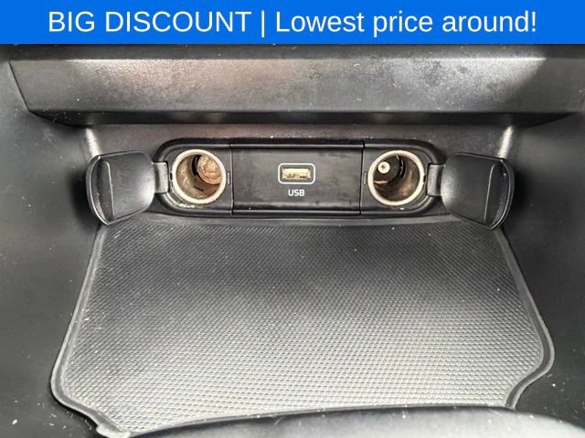 Used 2024 Kia Soul LX w/ Option Group 015 FWD image 21