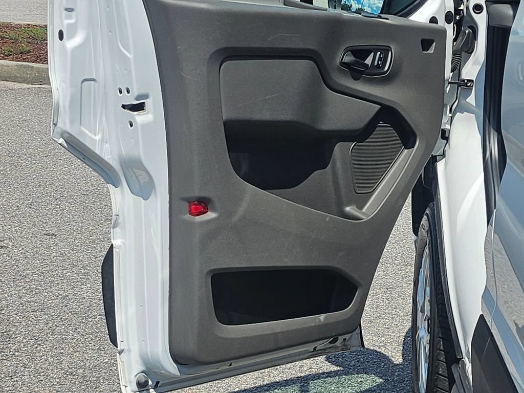 Certified 2024 Ford Transit 350 XLT RWD image 32