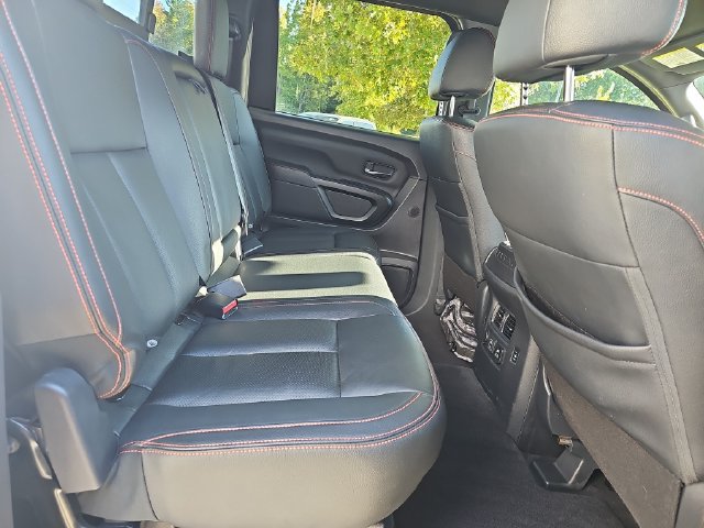 Used 2023 Nissan Titan PRO-4X w/ Pro-4x Convenience Package AWD/4WD image 11