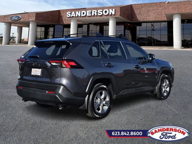 Used 2024 Toyota RAV4 XLE w/ Convenience Package image 5