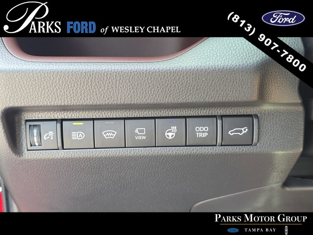 Used 2023 Toyota RAV4 Limited AWD/4WD image 29