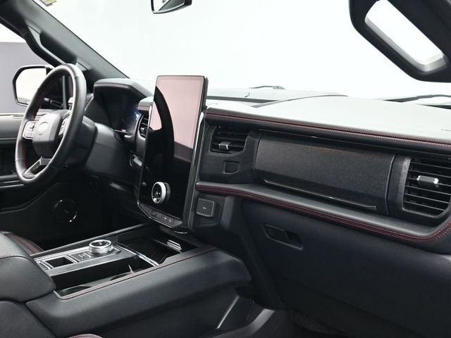 Certified 2024 Ford Expedition Limited image 30