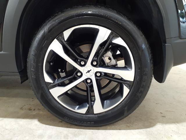 Used 2024 Chevrolet Trax RS FWD image 13
