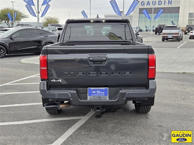 Used 2025 Toyota Tacoma SR5 image 4