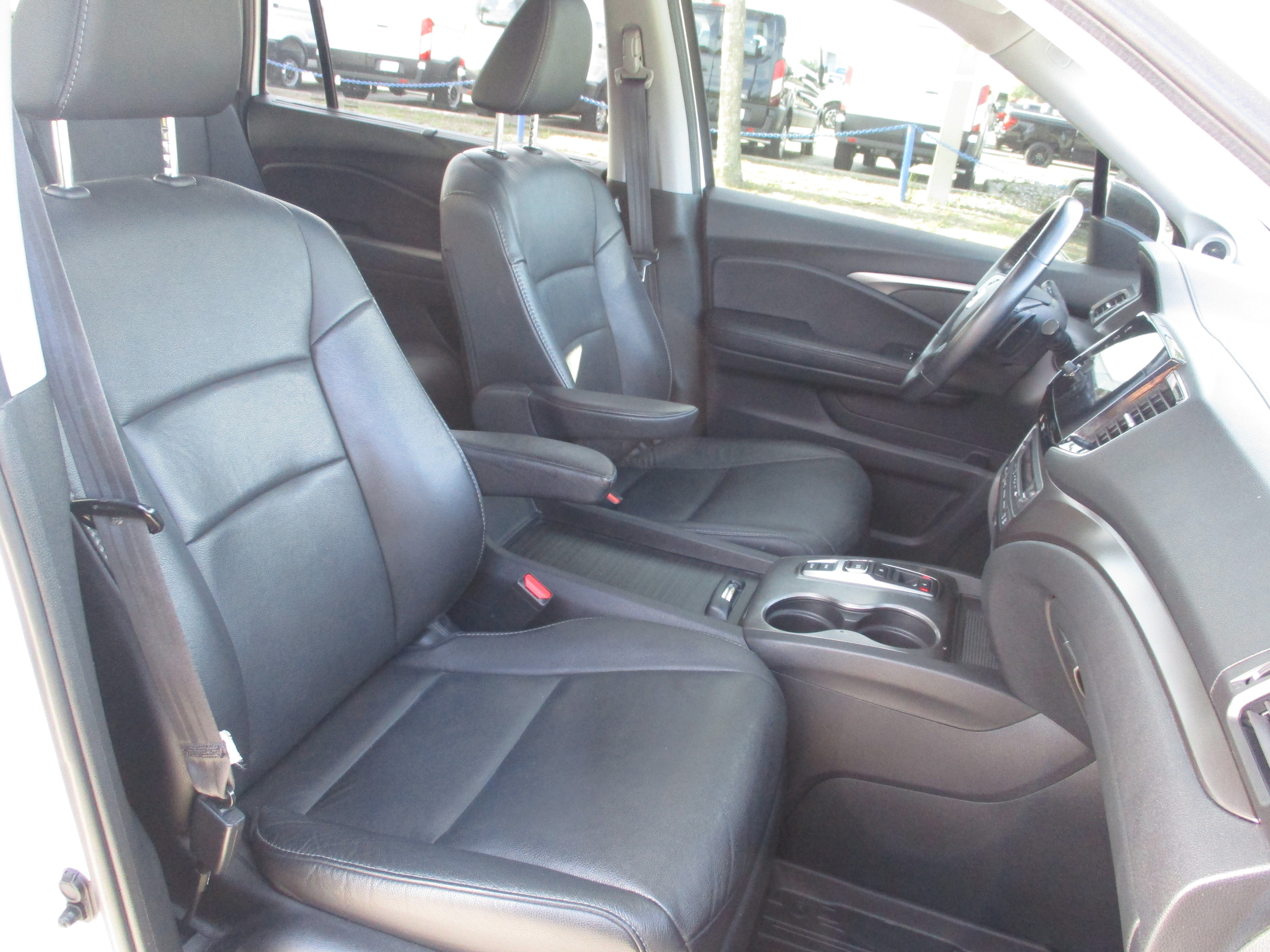 Used 2022 Honda Pilot Special Edition image 14