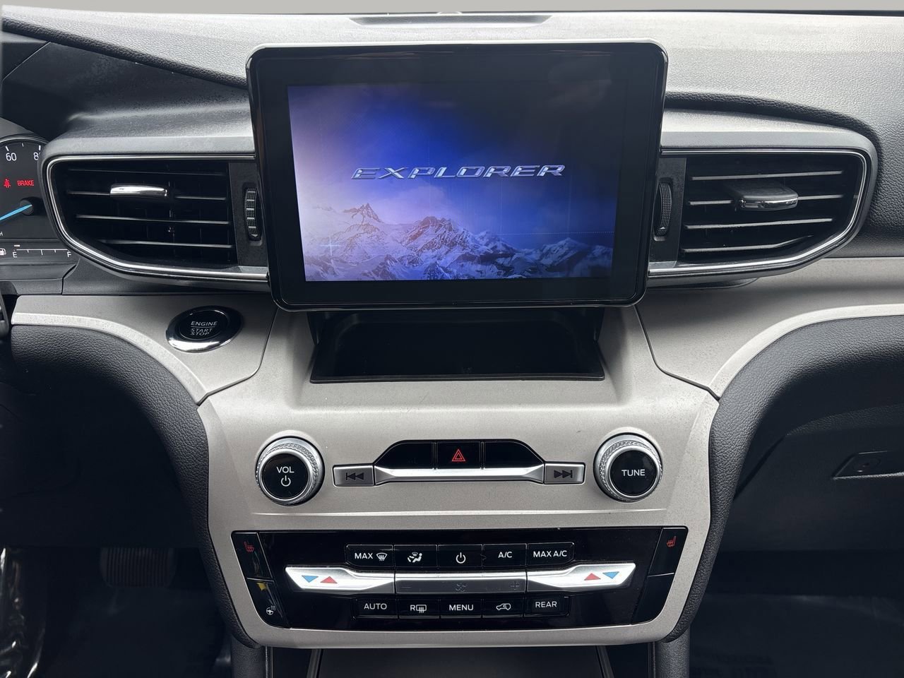 Certified 2023 Ford Explorer XLT w/ Equipment Group 202A image 22