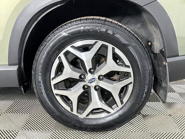 Used 2021 Subaru Forester Premium AWD/4WD image 32