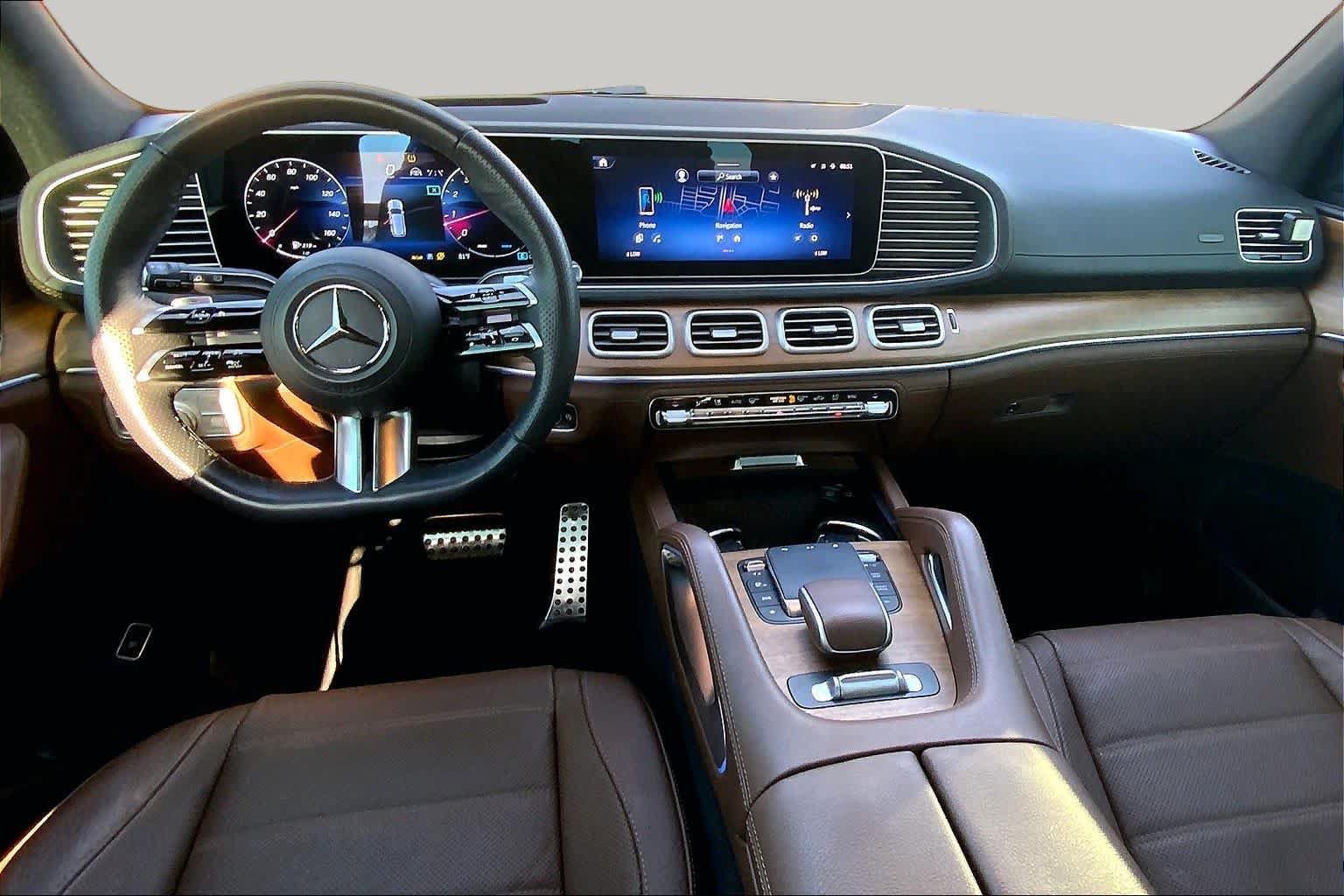 Used 2024 Mercedes-Benz GLS 450 4MATIC image 16