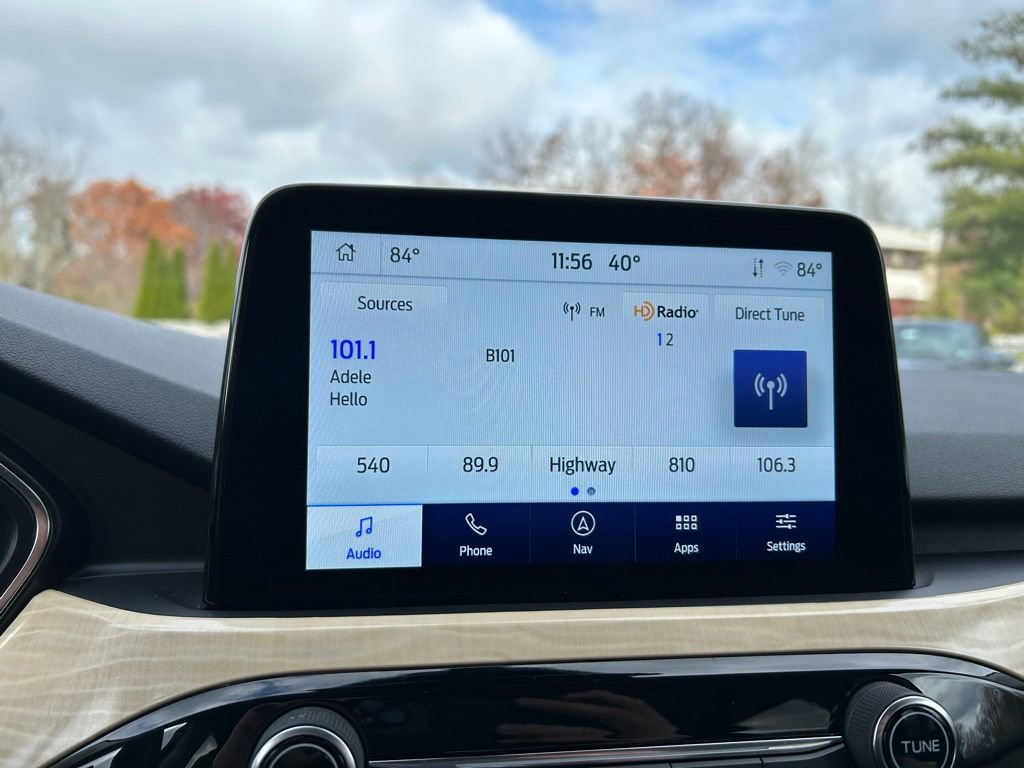 Certified 2022 Ford Escape Titanium w/ Titanium Elite Package image 29