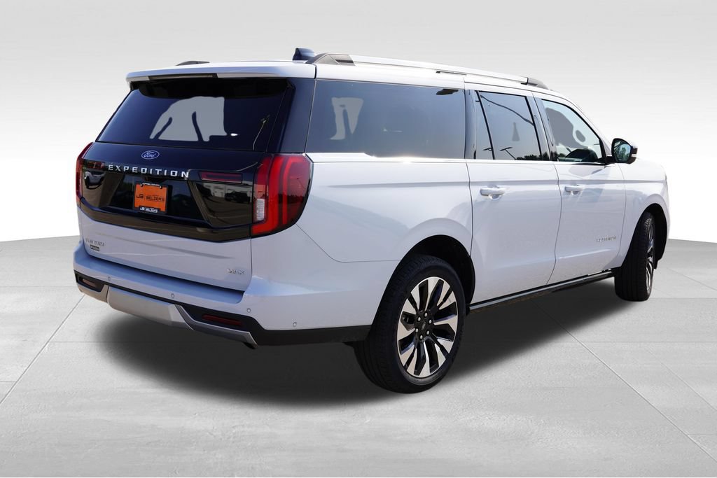 Certified 2025 Ford Expedition Max Platinum w/ Driver's Package AWD/4WD image 5
