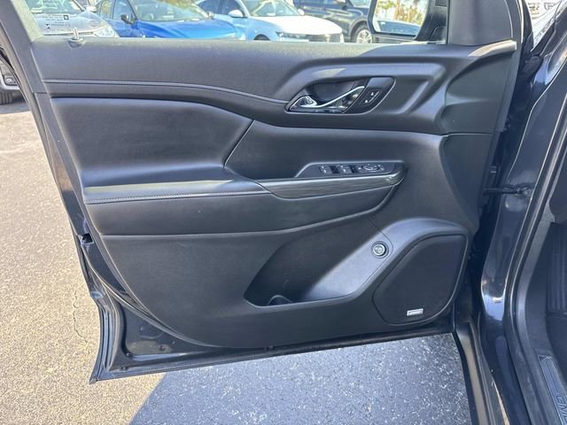 Used 2020 GMC Acadia SLT image 19