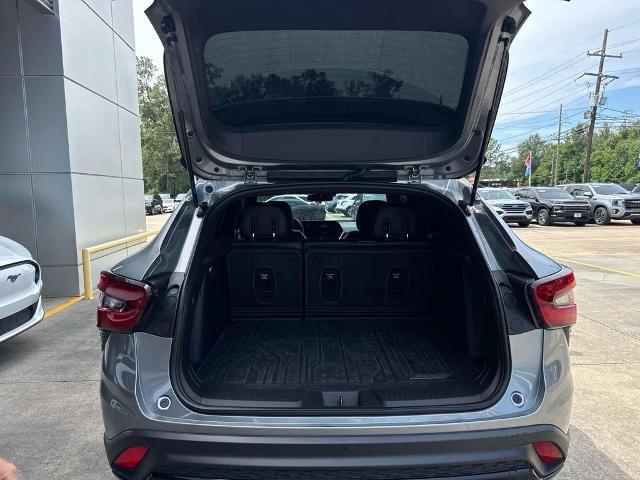 Used 2024 Chevrolet Trax RS FWD image 8