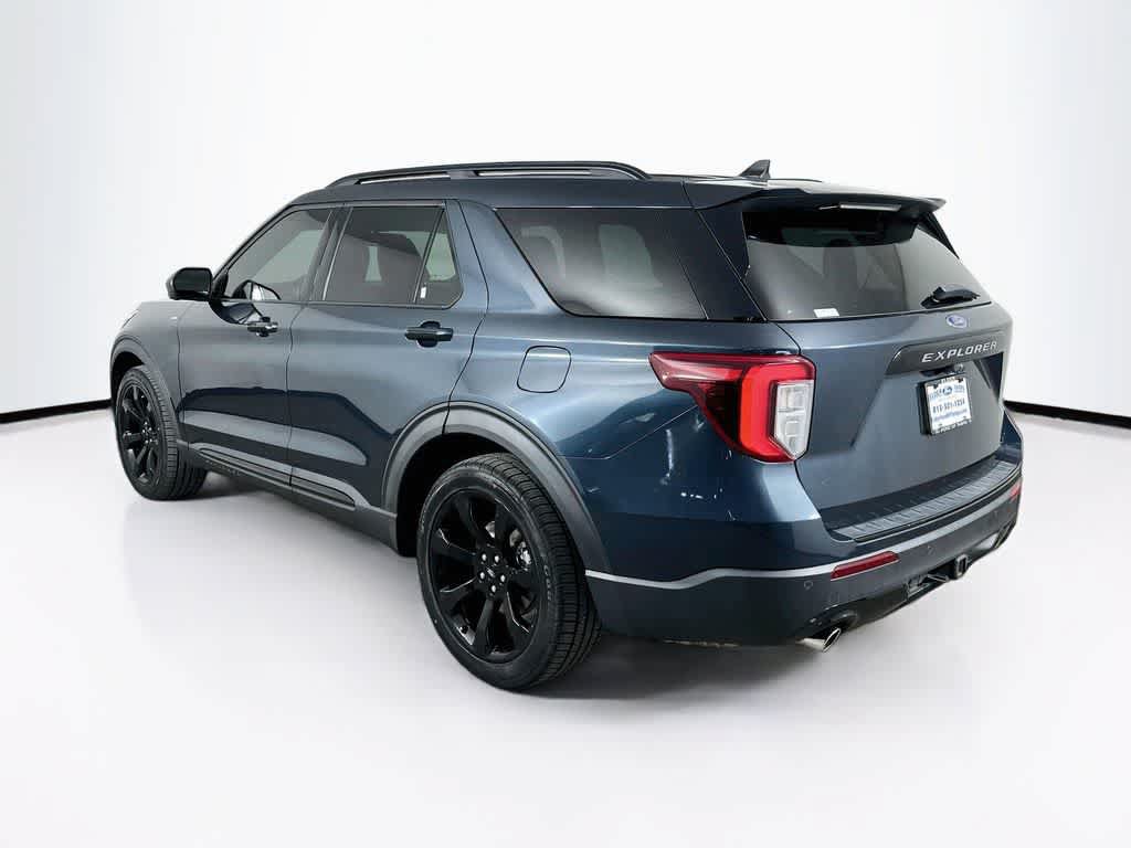 Certified 2023 Ford Explorer ST-Line w/ Class IV Trailer Tow Package RWD image 4