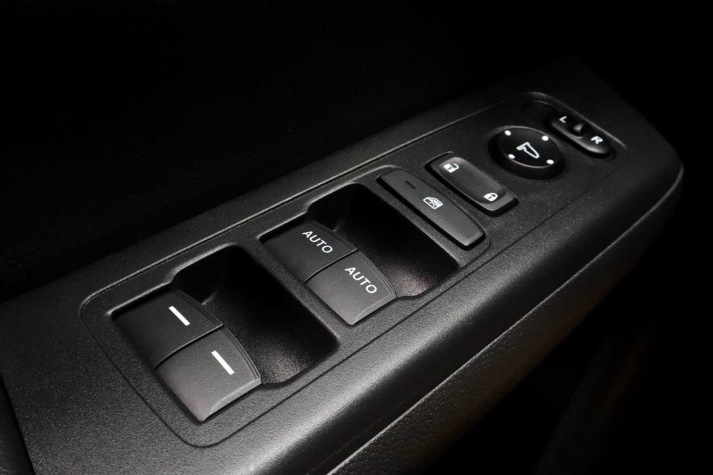 Used 2023 Honda CR-V Sport image 26