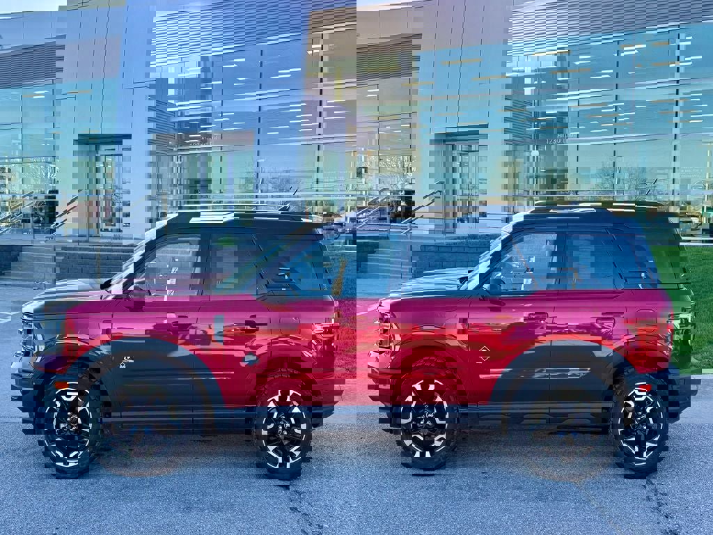 Certified 2021 Ford Bronco Sport Outer Banks AWD/4WD image 6