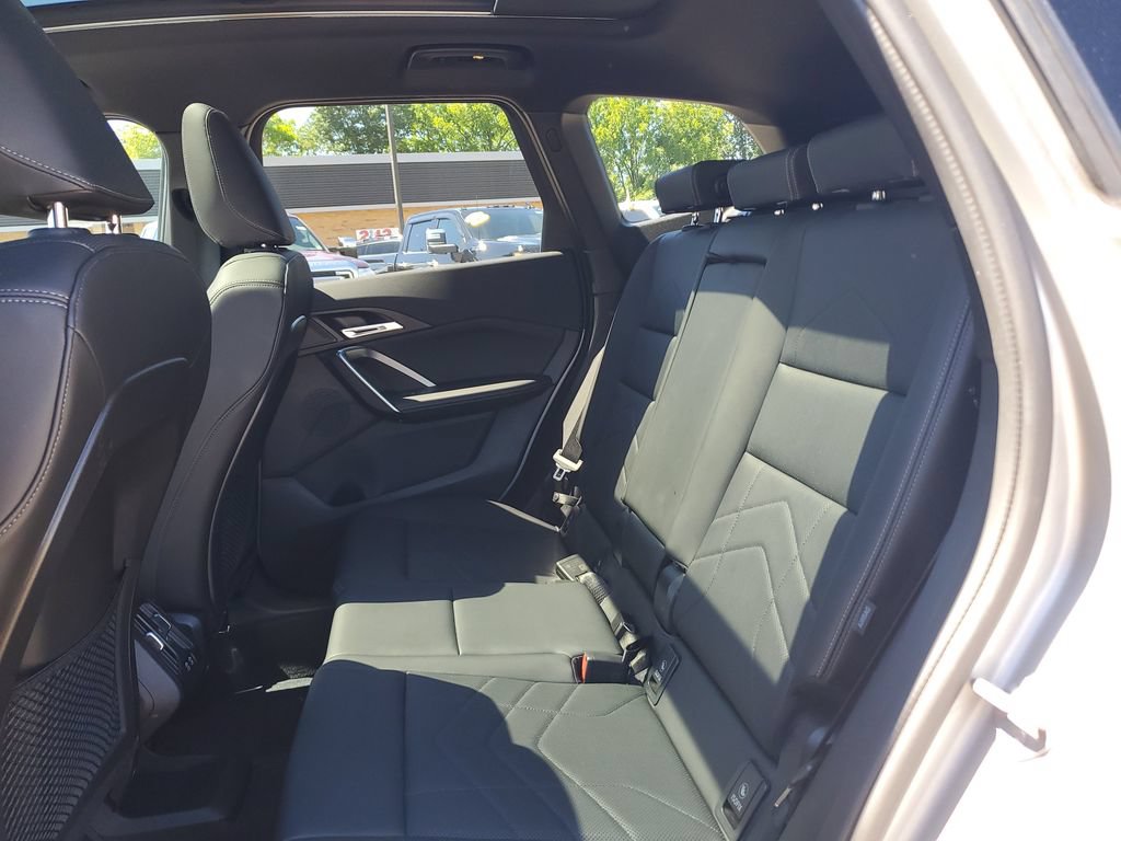 Used 2024 BMW X1 xDrive28i w/ Convenience Package AWD/4WD image 12
