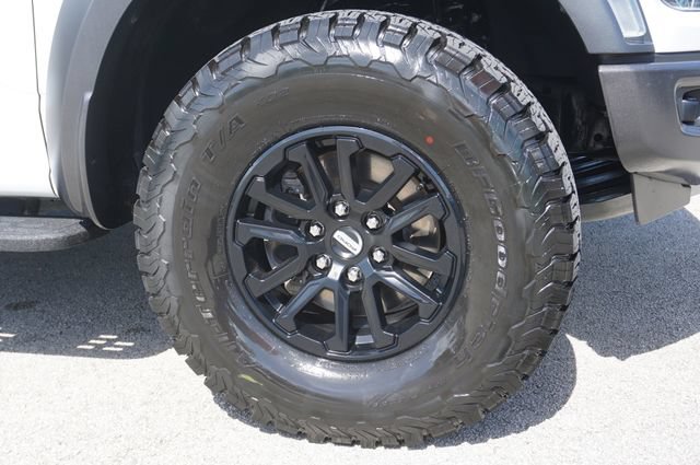 Certified 2021 Ford F150 Raptor w/ Equipment Group 801A High AWD/4WD image 25