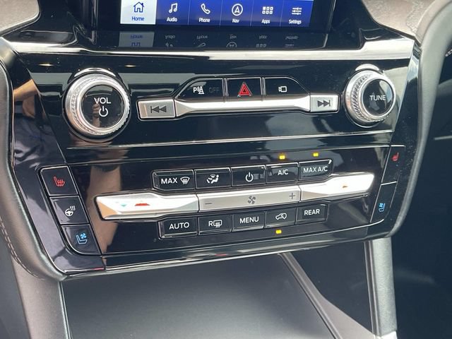 Certified 2023 Ford Explorer Platinum w/ Technology Package AWD/4WD image 36