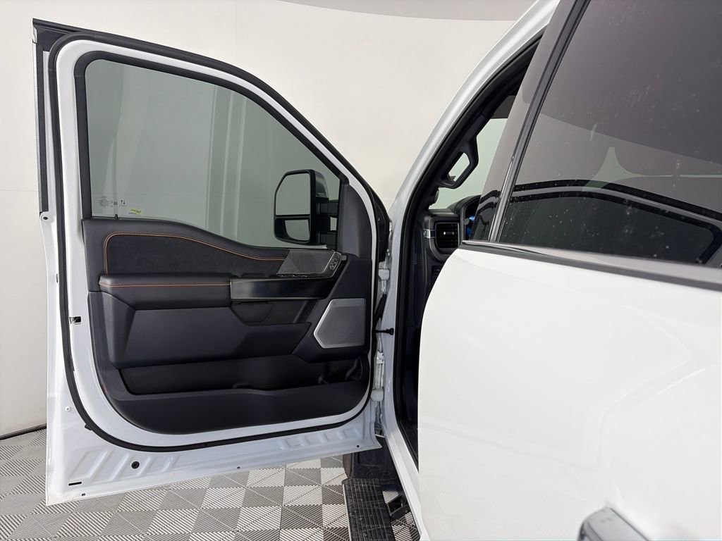 Certified 2024 Ford F350 Platinum image 10