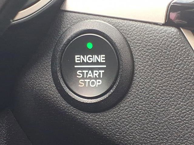 Certified 2022 Ford Escape SE w/ SE Sport Appearance Package FWD image 19