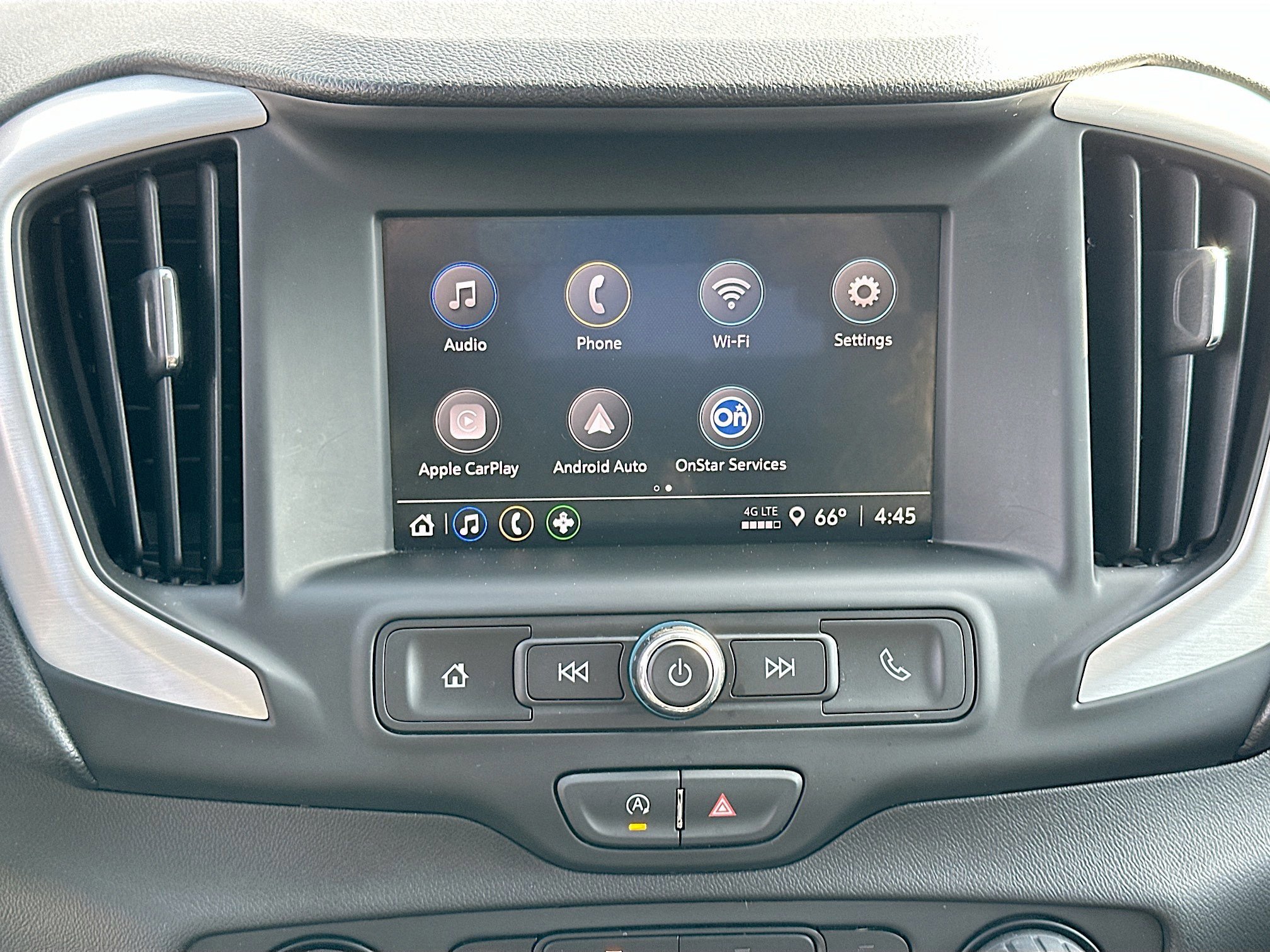 Used 2024 GMC Terrain SLE image 14