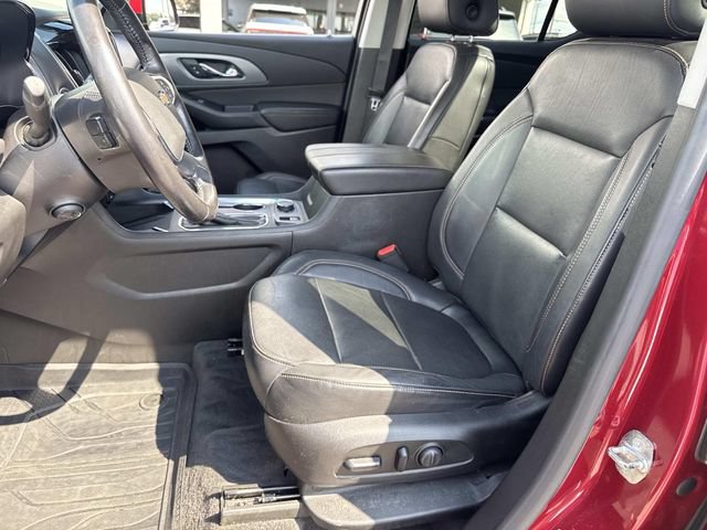 Used 2019 Chevrolet Traverse Premier w/ Driver Confidence II Package FWD image 21
