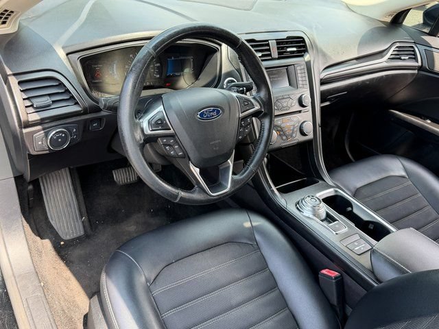 Certified 2018 Ford Fusion SE w/ Equipment Group 601A FWD image 36