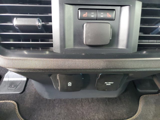 Certified 2021 Ford F150 Platinum w/ Equipment Group 701A High image 18