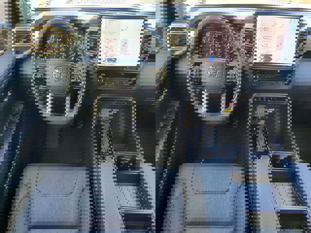 Used 2023 Toyota Tundra Limited image 14