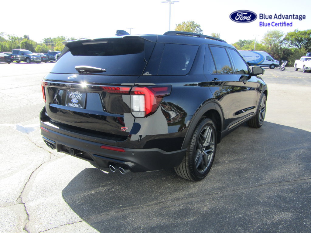 Certified 2026 Ford Explorer ST AWD/4WD image 8