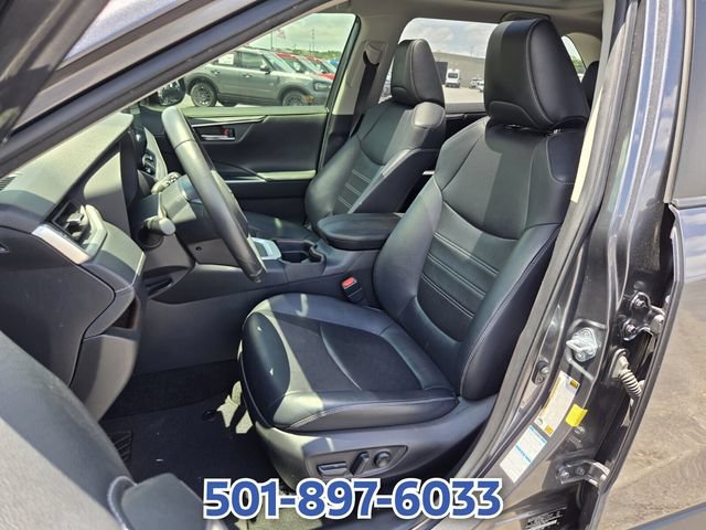 Used 2020 Toyota RAV4 Limited AWD/4WD image 9
