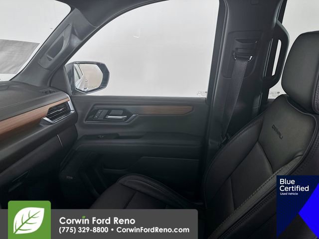 Used 2025 GMC Yukon Denali image 27