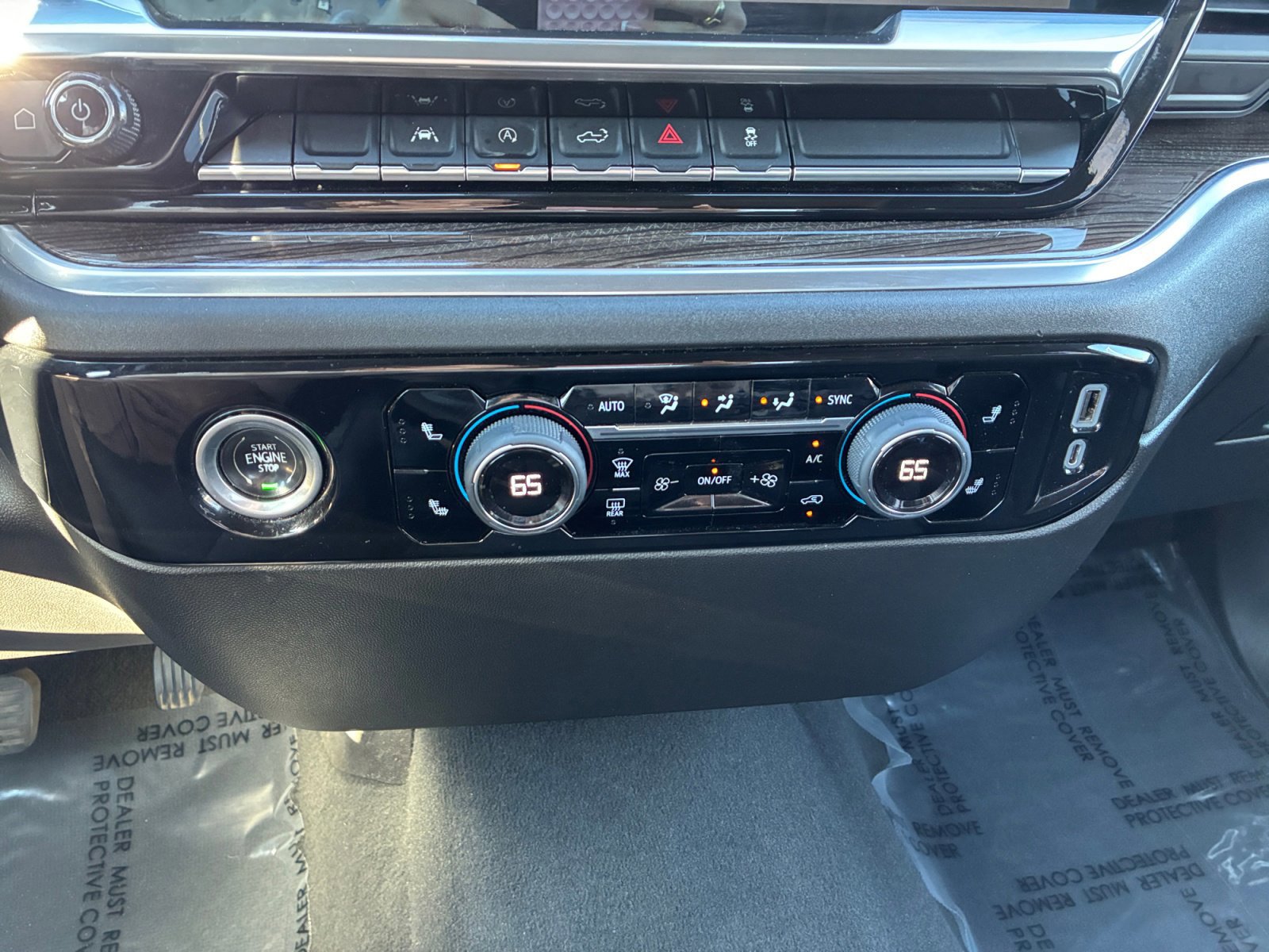 Used 2022 Chevrolet Silverado 1500 LT image 30