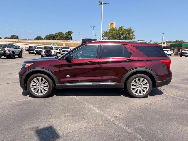 Certified 2022 Ford Explorer King Ranch w/ Class IV Trailer Tow Package AWD/4WD image 4