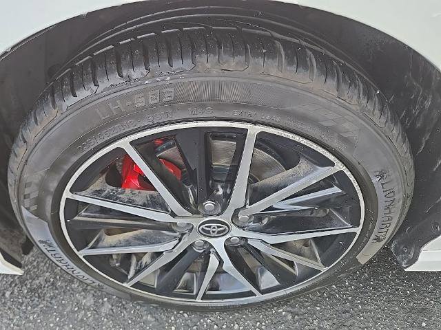 Used 2021 Toyota Camry SE image 12