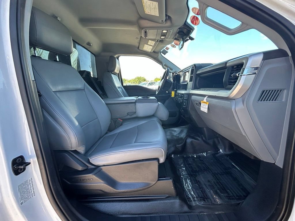 Certified 2024 Ford F550 2WD Regular Cab Super Duty image 19