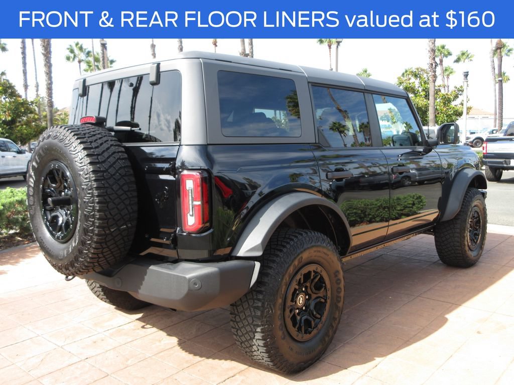 Certified 2024 Ford Bronco Wildtrak AWD/4WD image 4