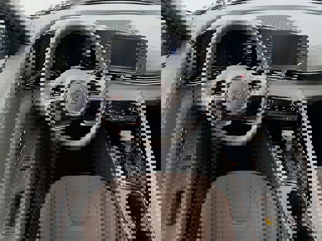 Used 2021 Hyundai Elantra Blue w/ Cargo Package image 13