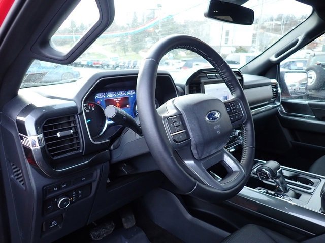 Certified 2022 Ford F150 XLT w/ Equipment Group 302A High image 17