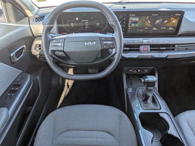 Used 2025 Kia K4 EX FWD image 15