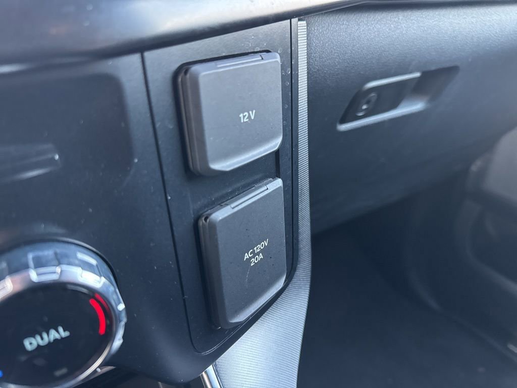 Certified 2023 Ford F150 Platinum w/ Equipment Group 701A High image 35