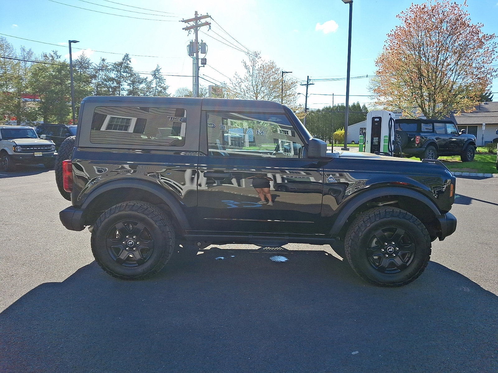 Certified 2024 Ford Bronco Black Diamond AWD/4WD image 6
