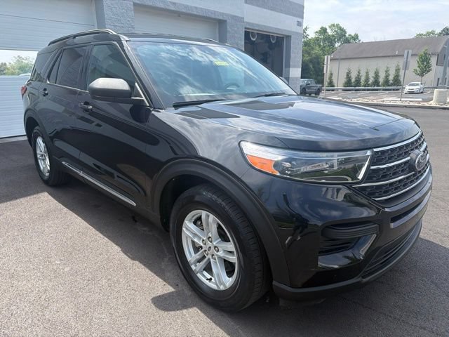 Certified 2023 Ford Explorer XLT w/ Class IV Trailer Tow Package AWD/4WD image 8