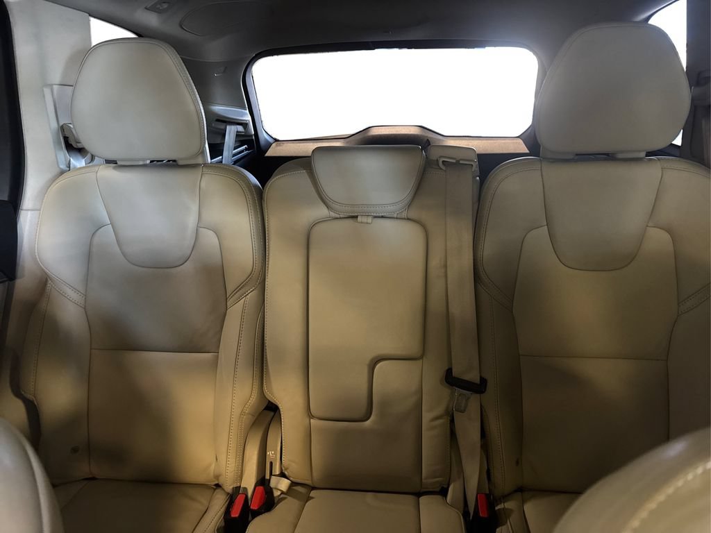 Used 2023 Volvo XC90 B6 Ultimate w/ Protection Package Premier AWD/4WD image 23