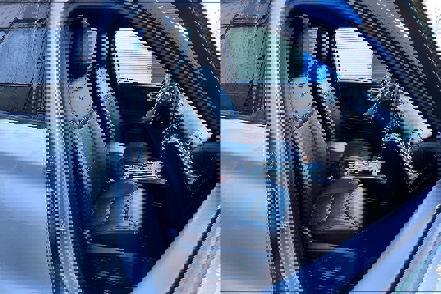 Certified 2022 Ford Explorer Platinum w/ Equipment Group 601A image 12