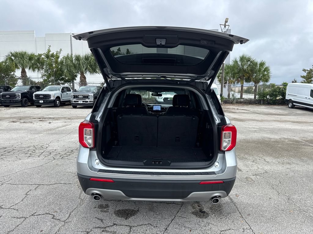 Certified 2023 Ford Explorer Limited w/ Equipment Group 301A image 29